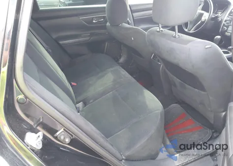 2015 Nissan Altima 2.5 Sv z USA, uszkodzony, nr VIN 1N4AL3AP4FC465337